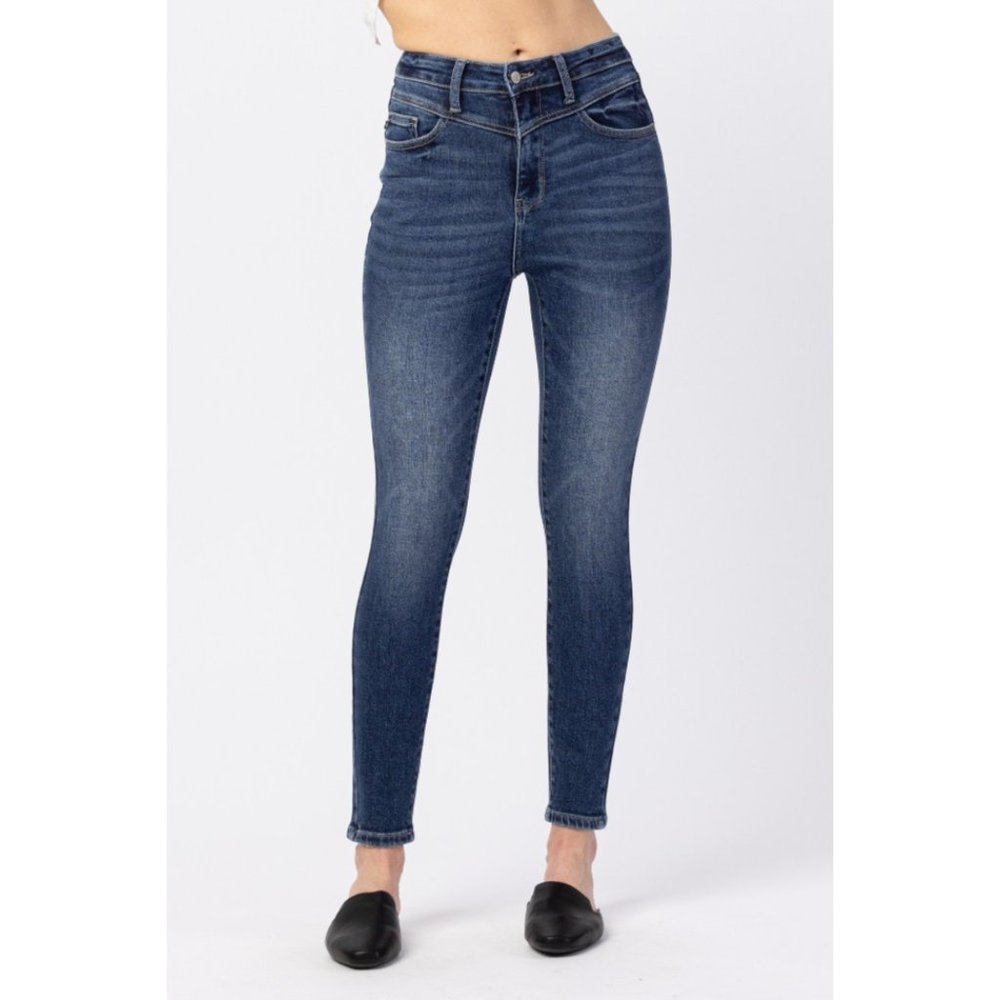 Judy Blue Hi-Rise Front Yoke Skinny Jean